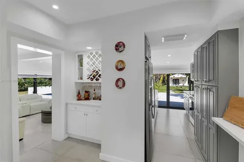 8735 SW 118th Street Miami FL 33176