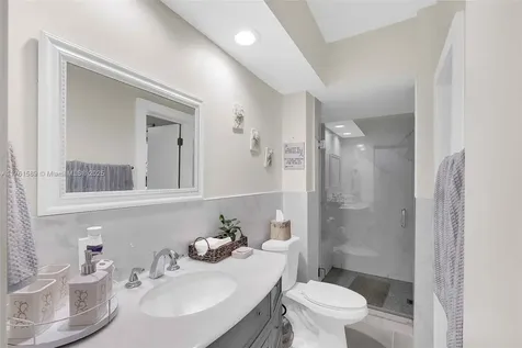 8735 SW 118th Street Miami FL 33176
