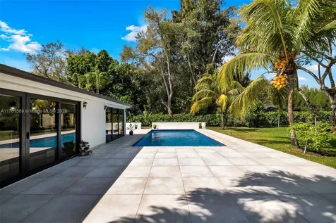 8735 SW 118th Street Miami FL 33176