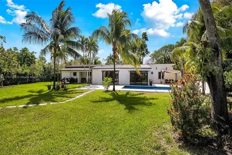 8735 SW 118th Street Miami FL 33176