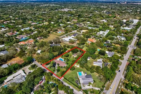 8735 SW 118th Street Miami FL 33176