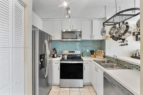 17591 SW 140th Court Miami FL 33177