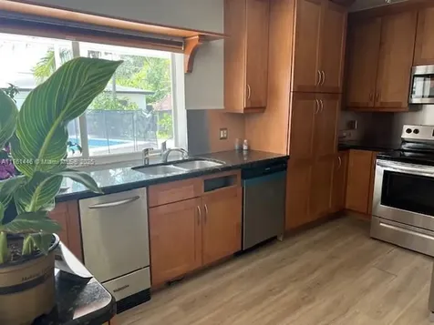 617 La Villa Drive Miami Springs FL 33166