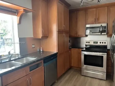 617 La Villa Drive Miami Springs FL 33166