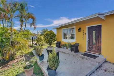 16900 NW 44th Avenue Miami Gardens FL 33055