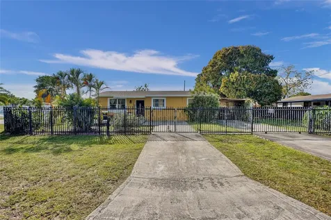 16900 NW 44th Avenue Miami Gardens FL 33055