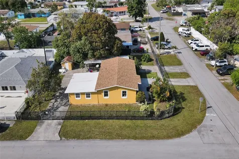 16900 NW 44th Avenue Miami Gardens FL 33055