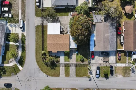 16900 NW 44th Avenue Miami Gardens FL 33055