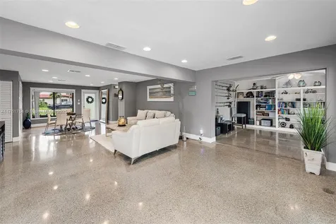 1722 W Las Olas Boulevard Fort Lauderdale FL 33312