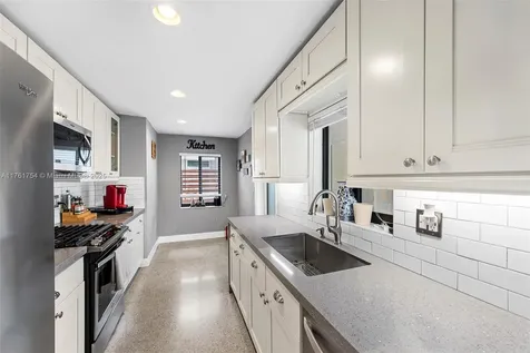 1722 W Las Olas Boulevard Fort Lauderdale FL 33312
