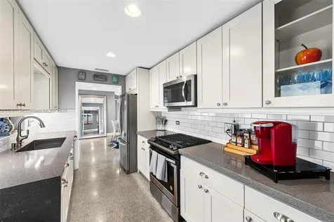 1722 W Las Olas Boulevard Fort Lauderdale FL 33312