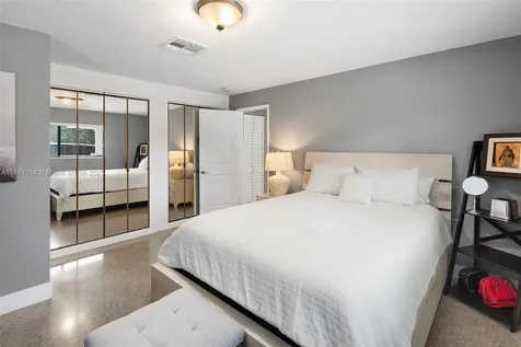 1722 W Las Olas Boulevard Fort Lauderdale FL 33312
