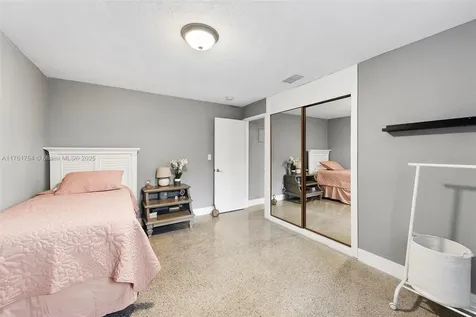 1722 W Las Olas Boulevard Fort Lauderdale FL 33312