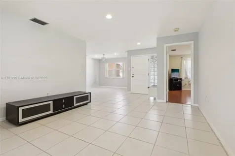 5664 SW 114th Avenue Cooper City FL 33330