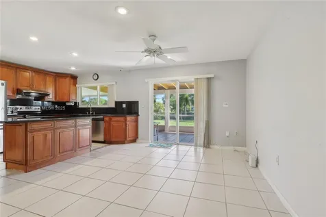 5664 SW 114th Avenue Cooper City FL 33330