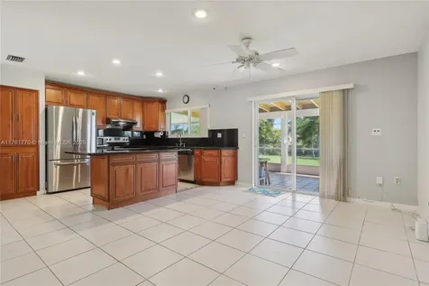 5664 SW 114th Avenue Cooper City FL 33330