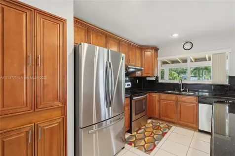 5664 SW 114th Avenue Cooper City FL 33330