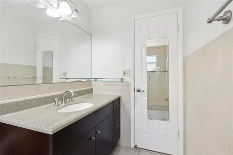 5664 SW 114th Avenue Cooper City FL 33330