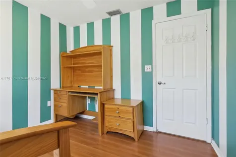 5664 SW 114th Avenue Cooper City FL 33330