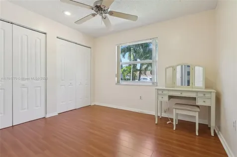 5664 SW 114th Avenue Cooper City FL 33330