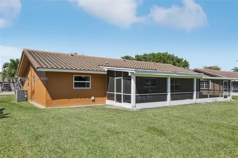 5664 SW 114th Avenue Cooper City FL 33330