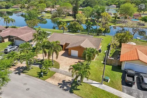 5664 SW 114th Avenue Cooper City FL 33330
