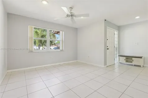 5664 SW 114th Avenue Cooper City FL 33330