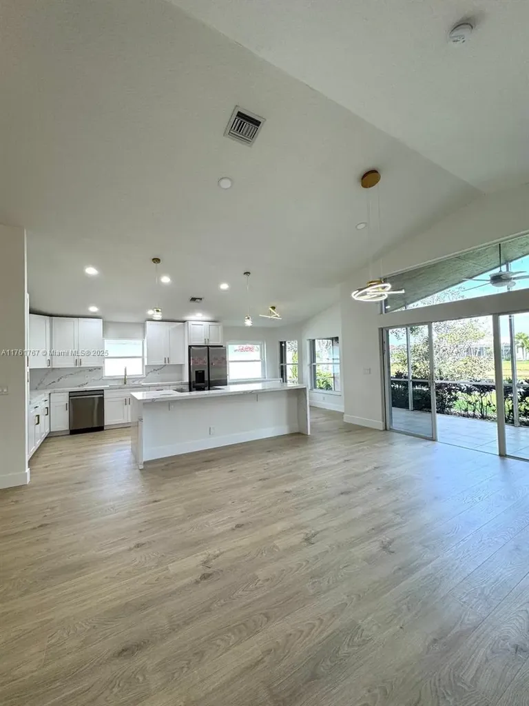 9785 San Luca Street Lake Worth FL 33467