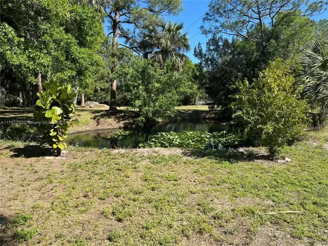 21210 Glades Cut Off Road Port St. Lucie FL 34987