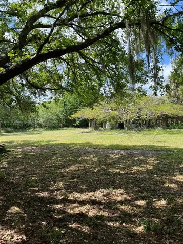 21210 Glades Cut Off Road Port St. Lucie FL 34987