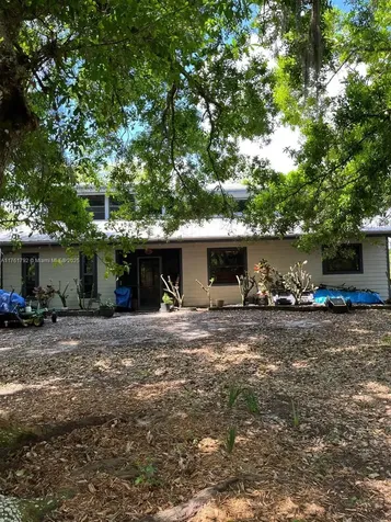 21210 Glades Cut Off Road Port St. Lucie FL 34987