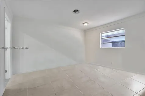 634 NE 20th Street Wilton Manors FL 33305
