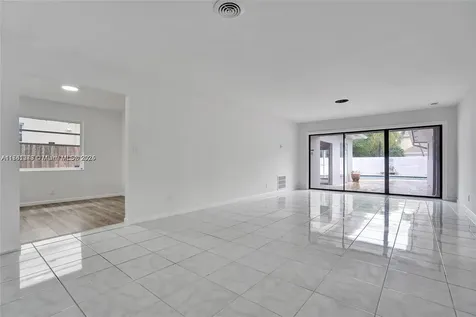 634 NE 20th Street Wilton Manors FL 33305
