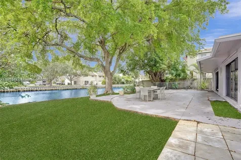 634 NE 20th Street Wilton Manors FL 33305