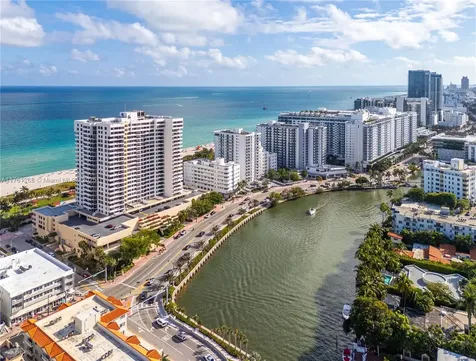 2555 Collins Avenue Miami Beach FL 33140