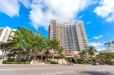 2555 Collins Avenue Miami Beach FL 33140