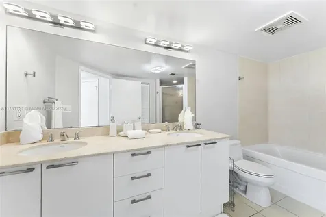 16699 Collins Avenue Sunny Isles Beach FL 33160