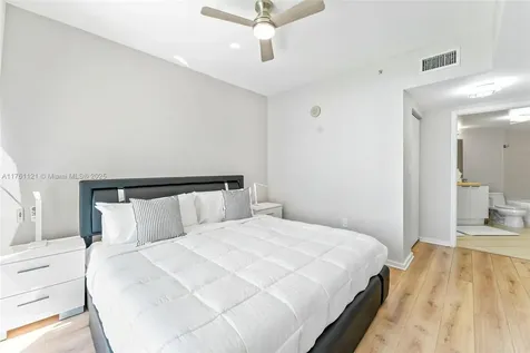 16699 Collins Avenue Sunny Isles Beach FL 33160