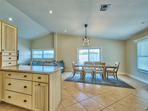 7998 Ridgewood Drive Lake Worth FL 33467