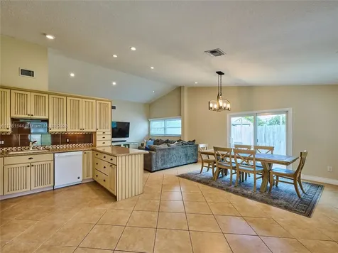 7998 Ridgewood Drive Lake Worth FL 33467