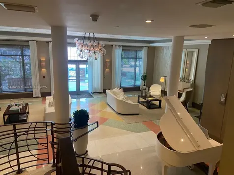 125 Ocean Drive Miami Beach FL 33139
