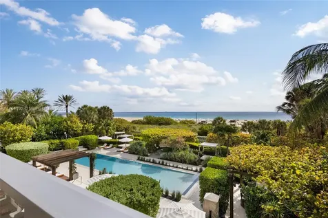 125 Ocean Drive Miami Beach FL 33139