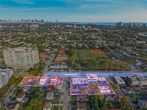 2756 SW 37th Avenue Miami FL 33133
