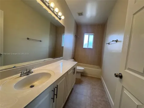 4104 NE 9th Street Homestead FL 33033