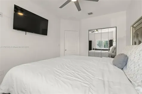 15271 SW 15th Way Miami FL 33194