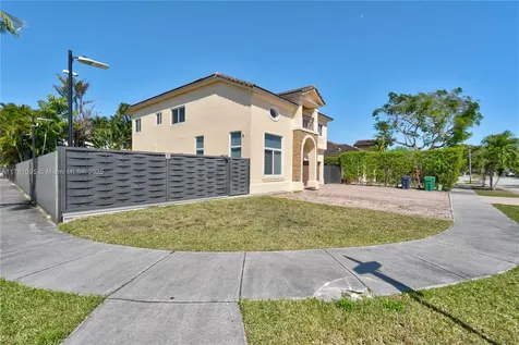 15271 SW 15th Way Miami FL 33194