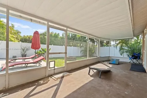 155 Kings Way Royal Palm Beach FL 33411