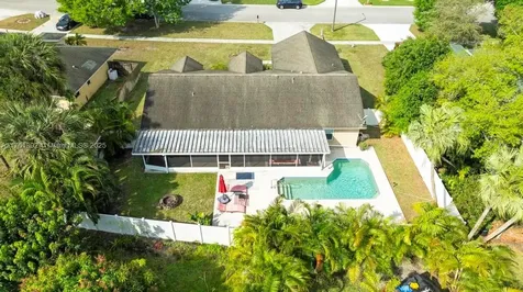 155 Kings Way Royal Palm Beach FL 33411