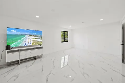 10720 SW 218th Street Miami FL 33170