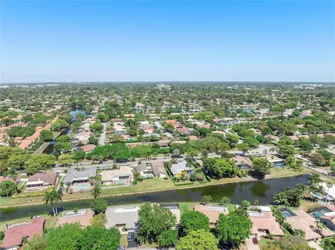 11211 NW 15th Street Coral Springs FL 33071